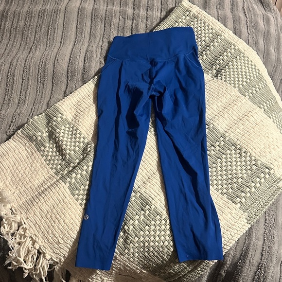 Lululemon base pace leggings 💙 - Picture 4 of 4